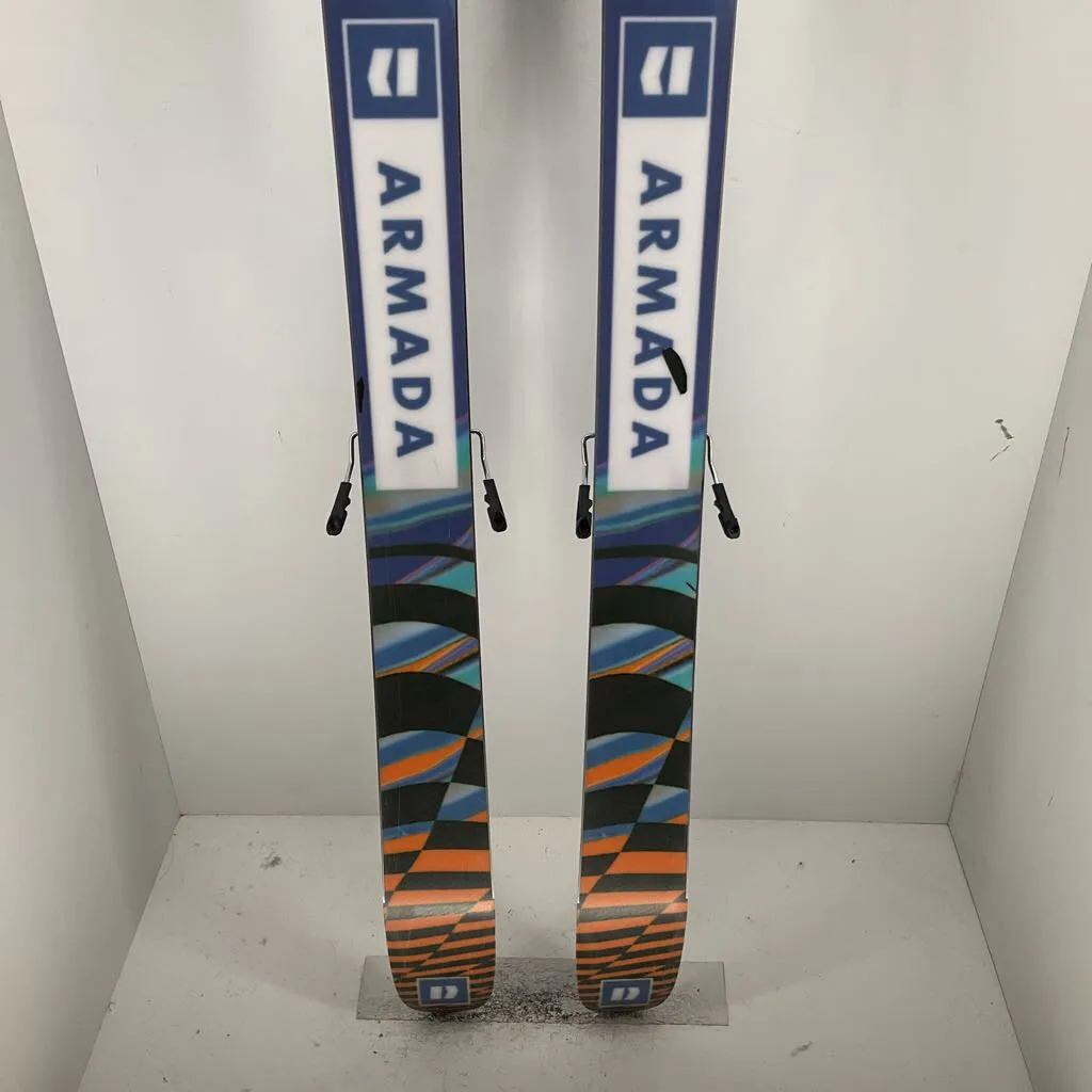 2023 Armada ARV 106 w/ Armada Strive 13 Demo Bindings