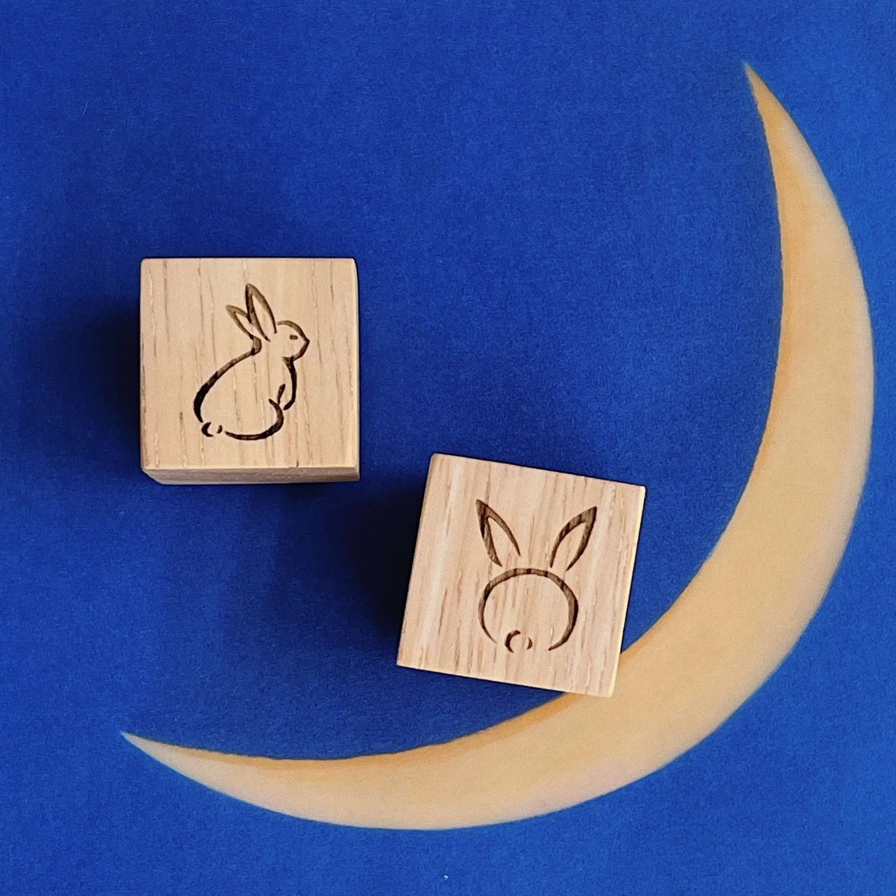 Autumn Doddle Rubber Stamp - a Rabbit in Autumn