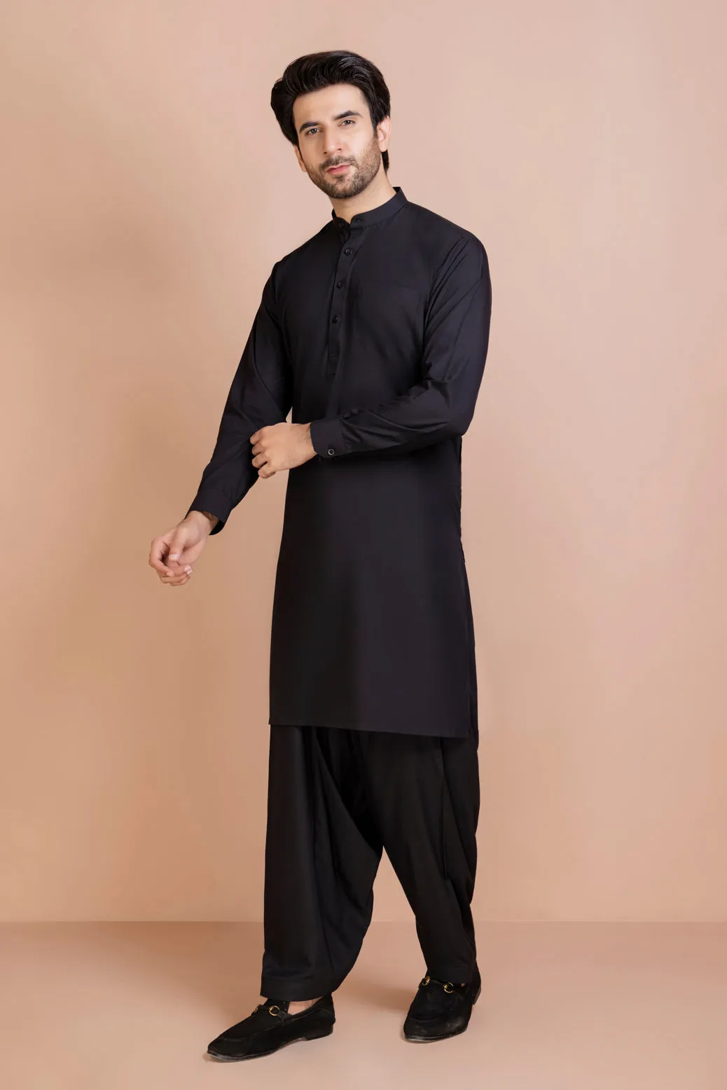 BLACK-BLENDED-SHALWAR SUIT (GSBB22-001)