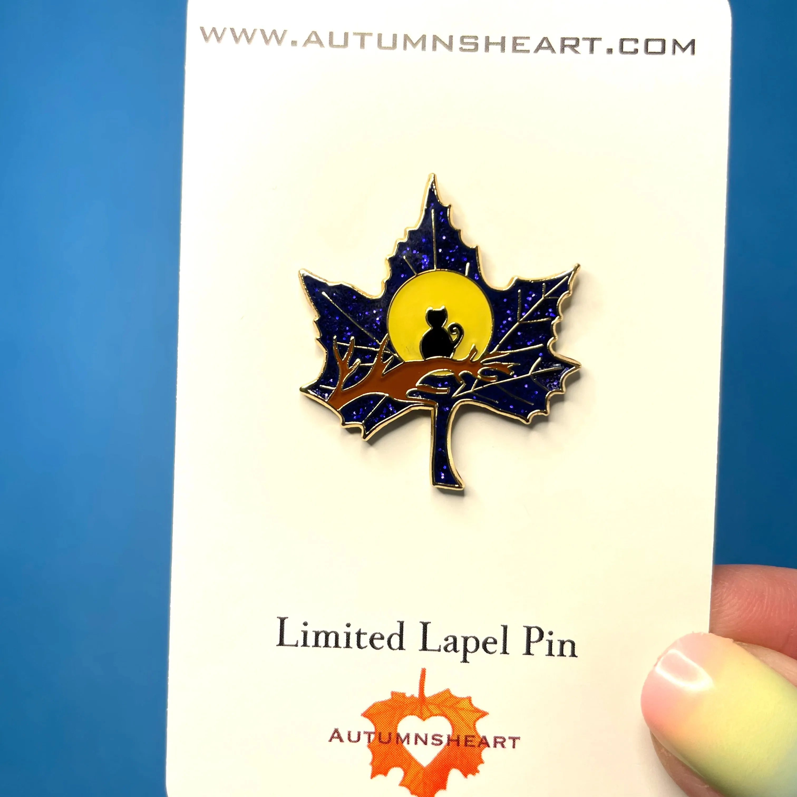 Cat leaf - pin