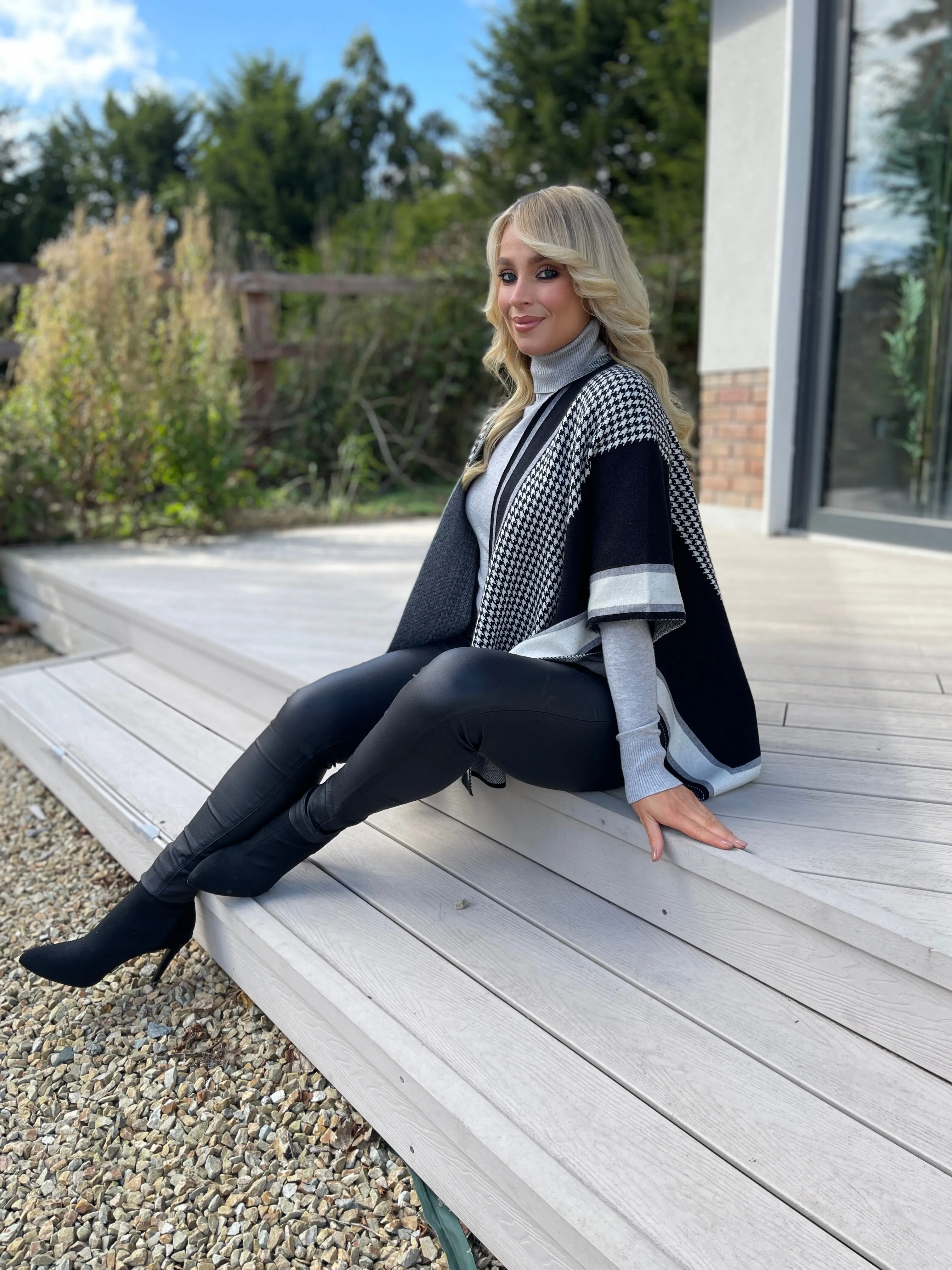 Chelsea Cape