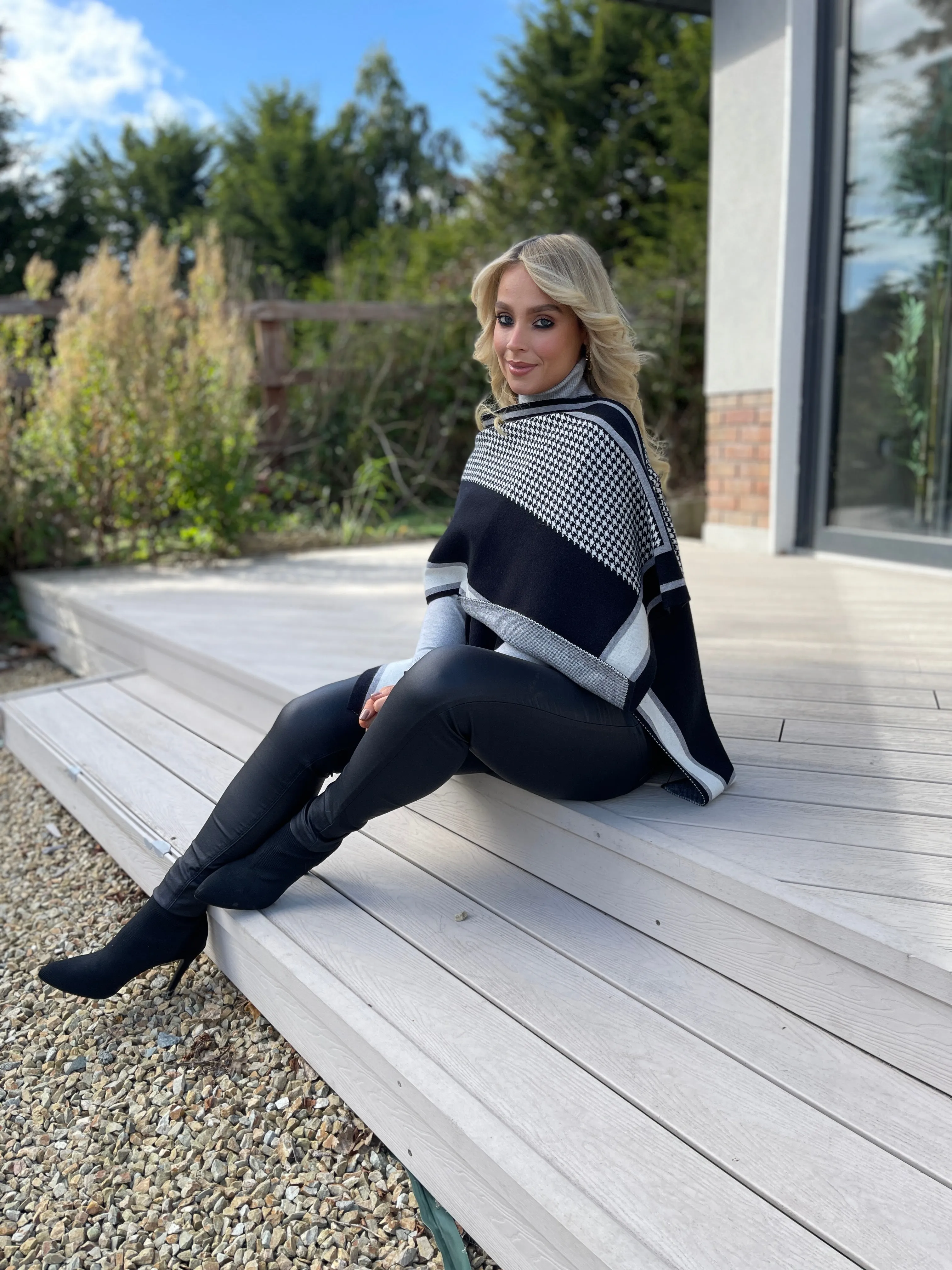 Chelsea Cape