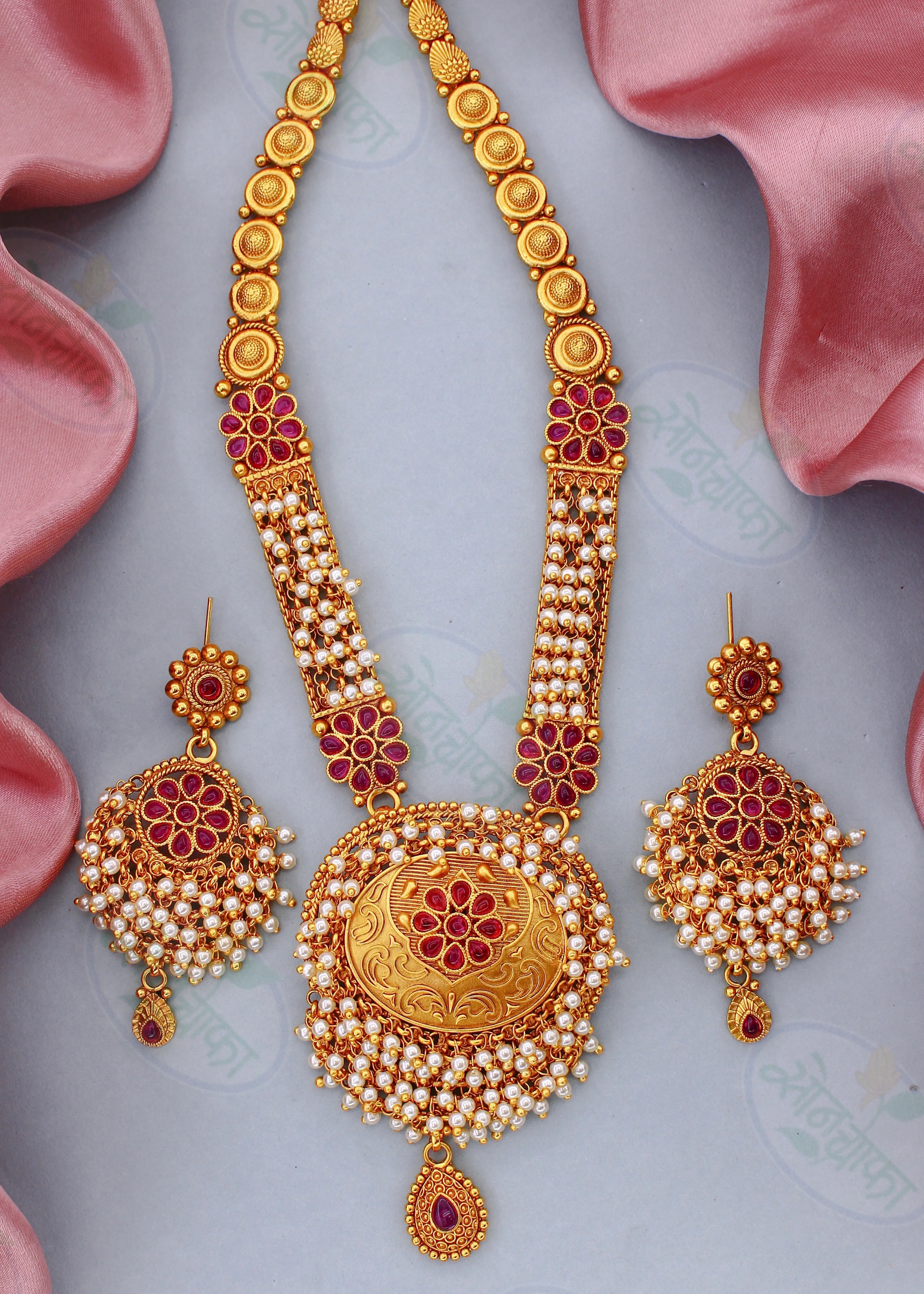 CHIC & FANCY FLORET NECKLACE