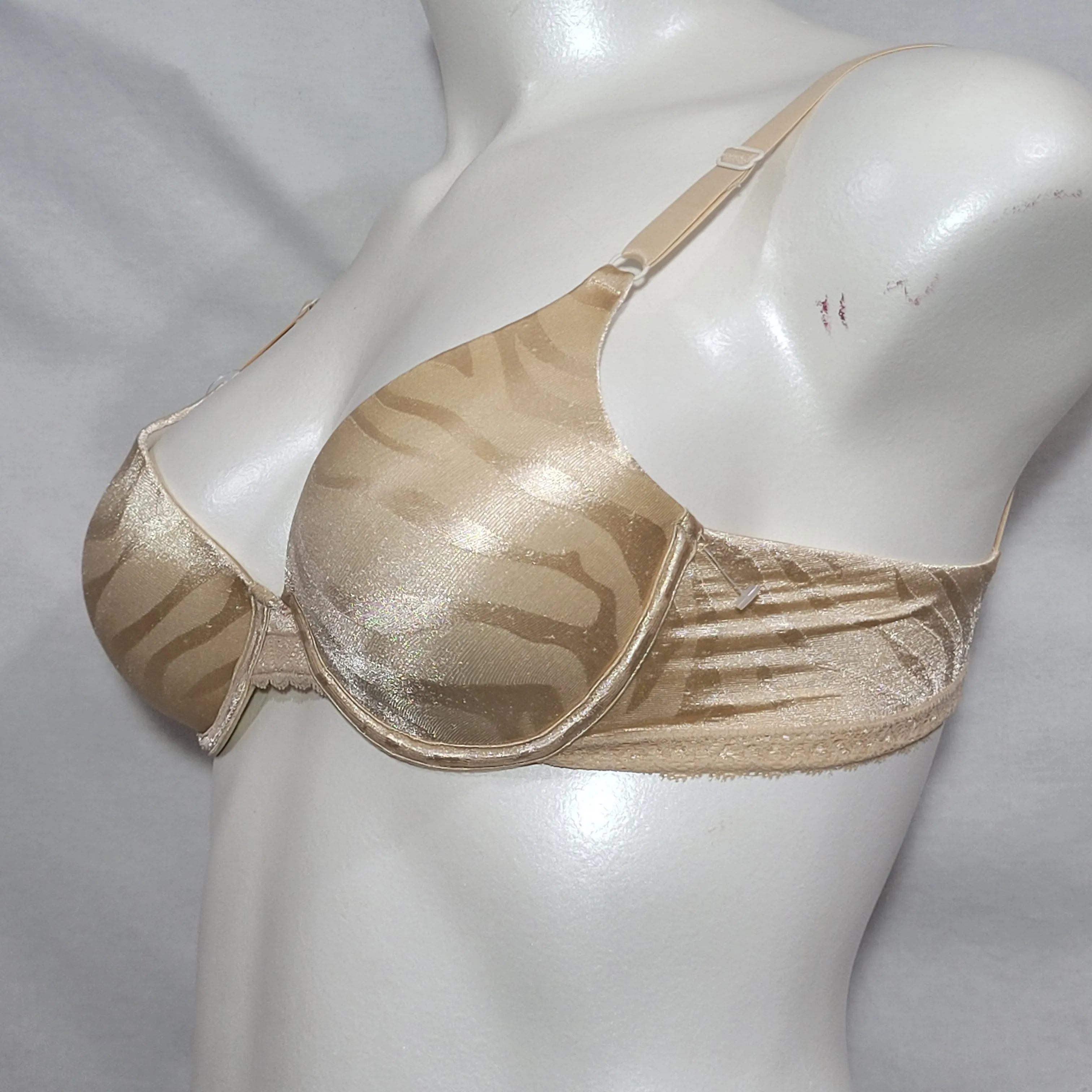 DISCONTINUED Maidenform 7122 One Fabulous Fit Jacquard Satin Underwire Bra 34B Gold NWT