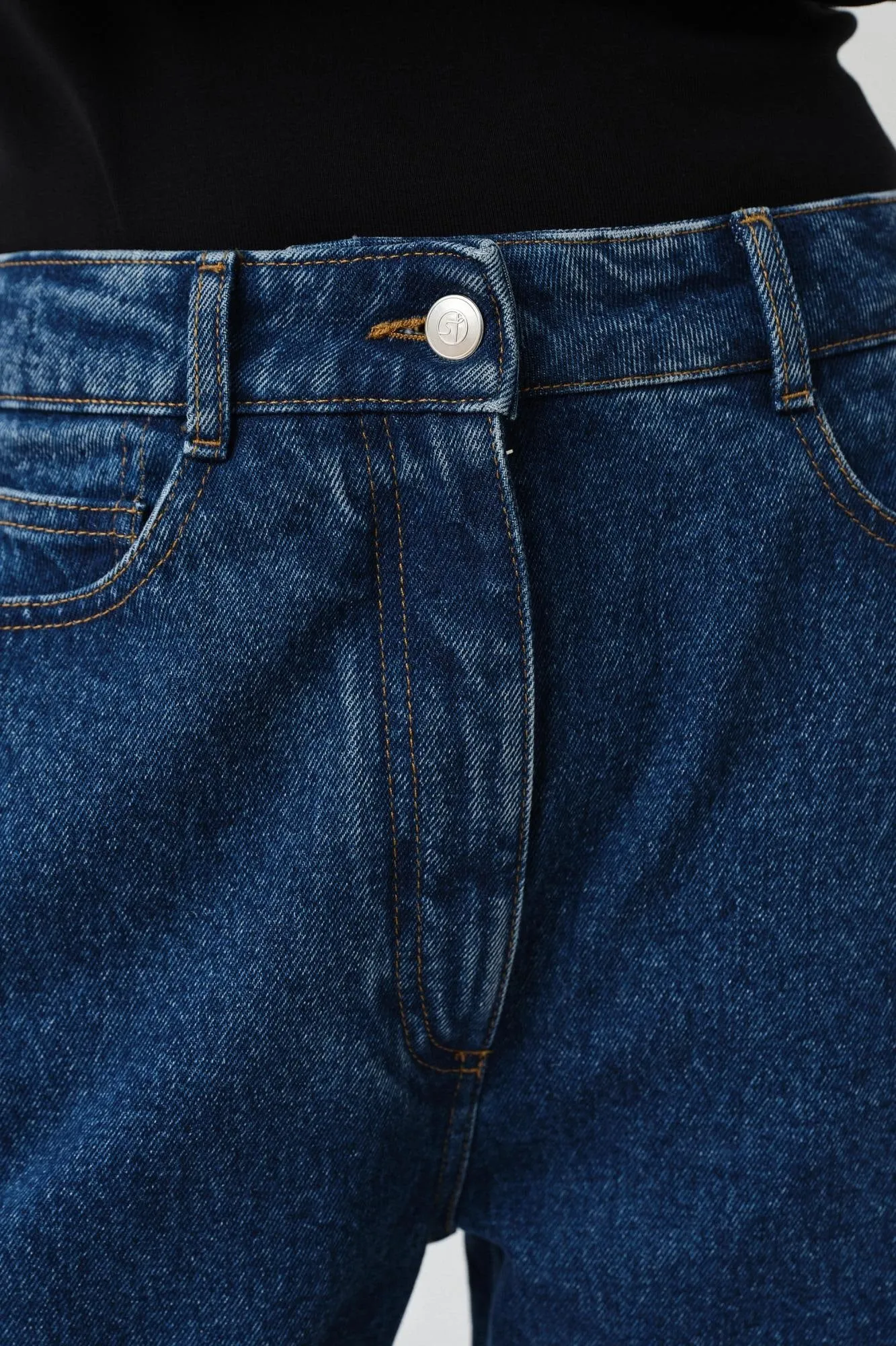 Helle Jeans — Indigo Blue