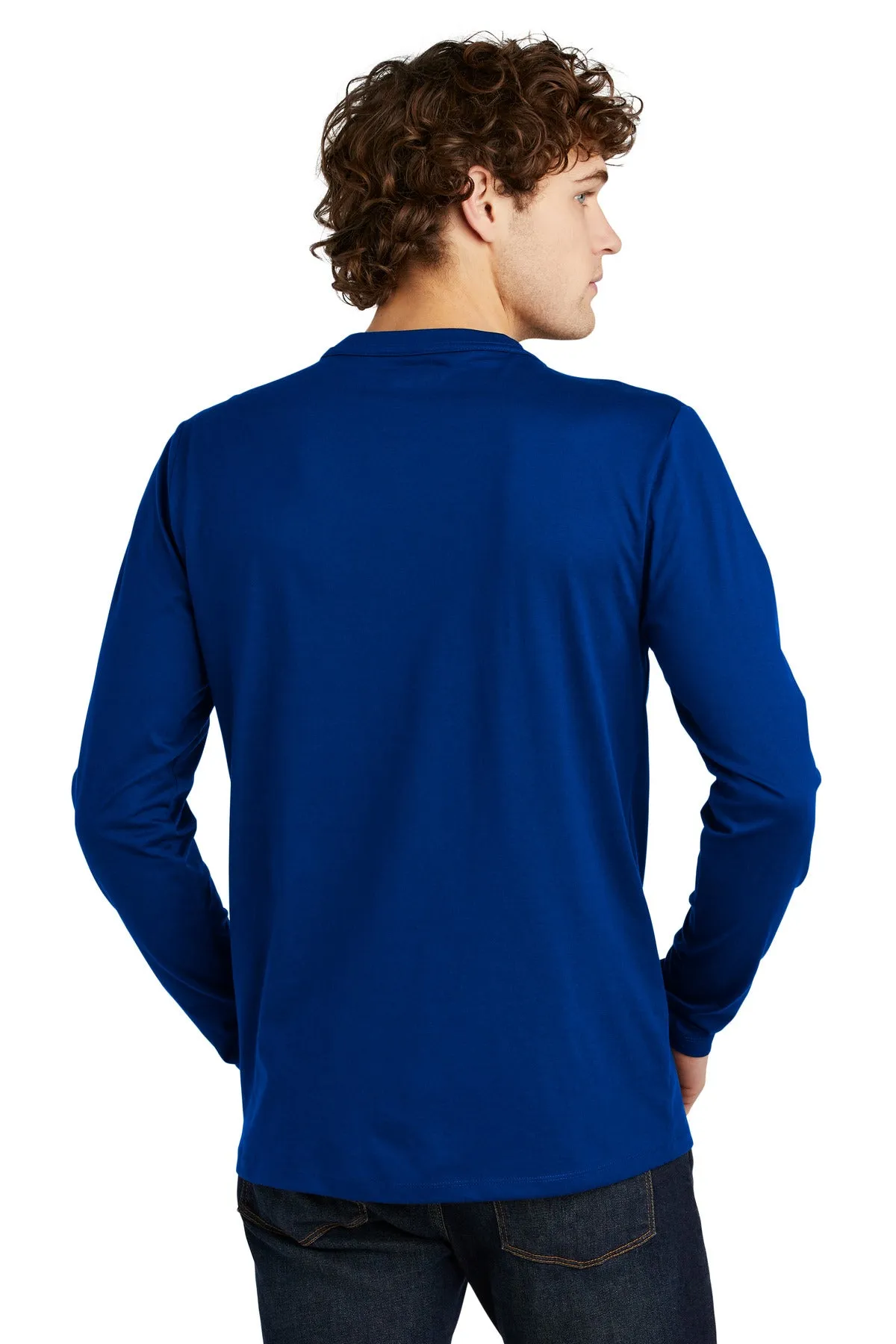 New Era Heritage Blend Long Sleeve Crew Tee. NEA102